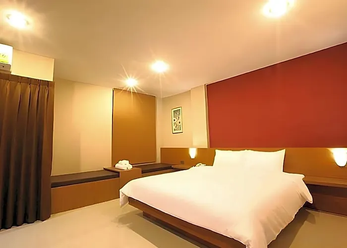 Aparthotel The Plubpla Serviced