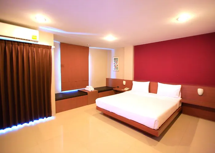 The Plubpla Serviced 3* Bangkok