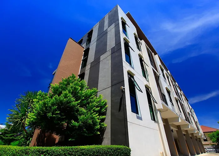 The Plubpla Serviced 3* Bangkok